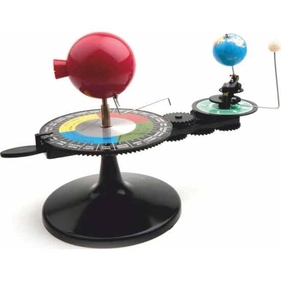 Dünya Ve Ay Modeli Hareketli